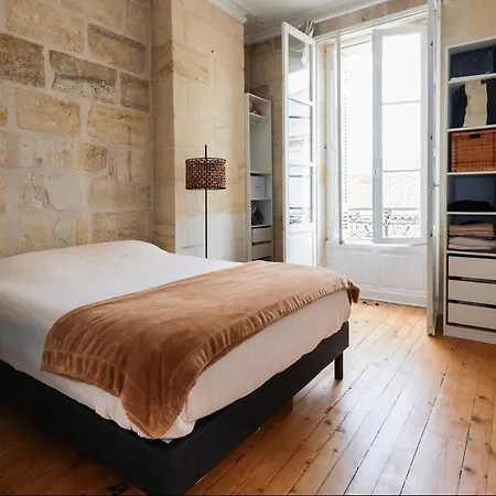 Magnifique Elegant Et Central Daire