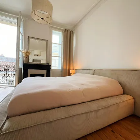 Magnifique Elegant Et Central Daire